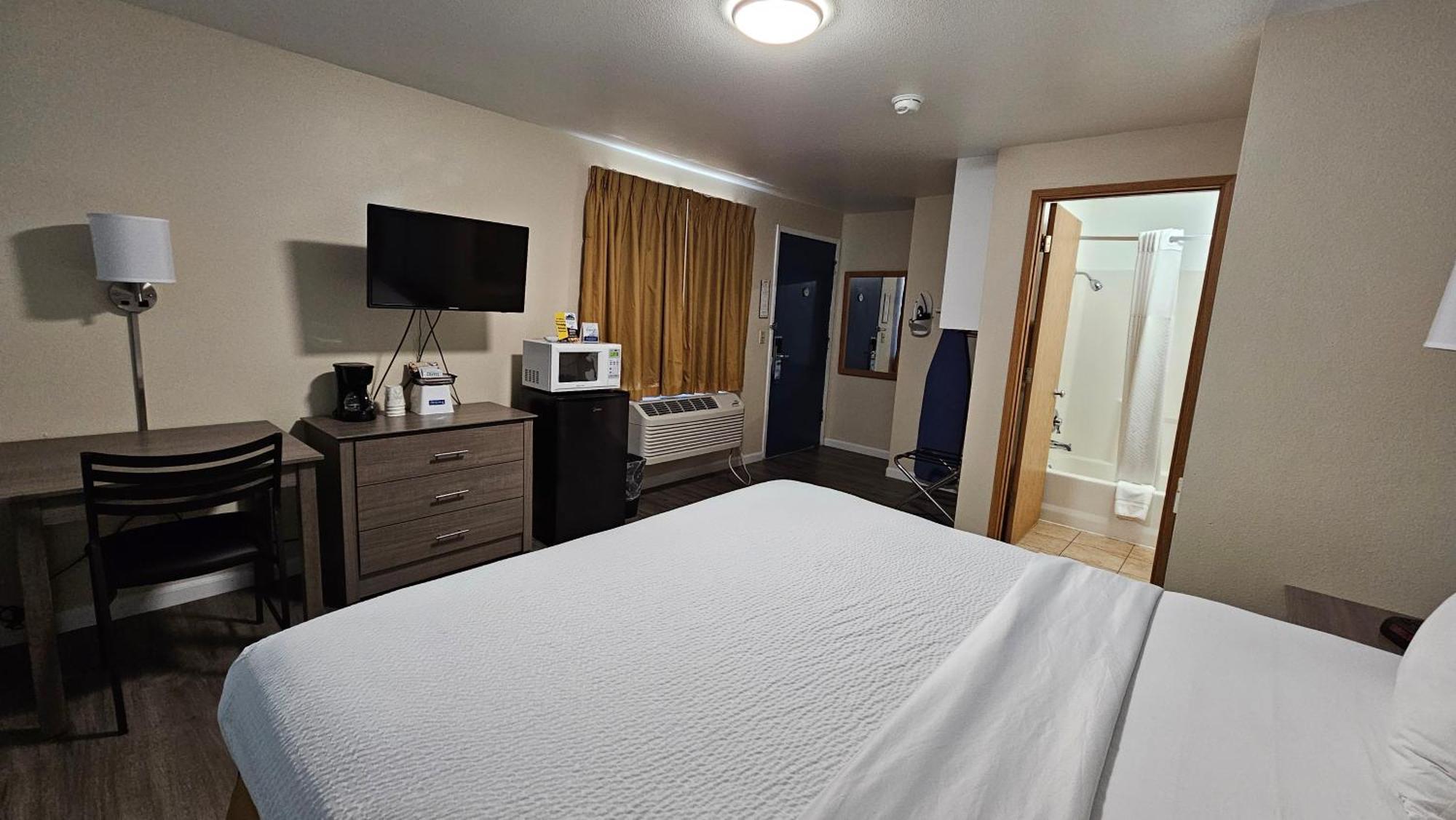 Travelodge By Wyndham Wenatchee Exterior photo
